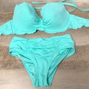 Victoria Secret bathing suit size S/P bottoms. 34 DD top